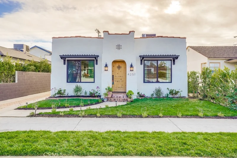 4251 Lyceum, Los Angeles, CA 90066