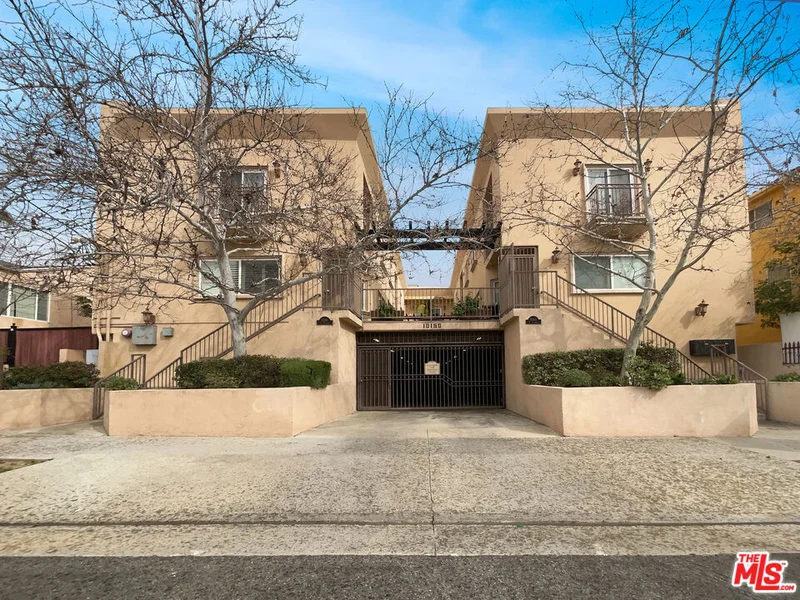 10160 Fernglen #5, Tujunga, CA 91042
