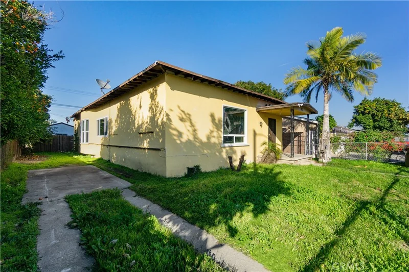 411 Plum, Compton, CA 90222