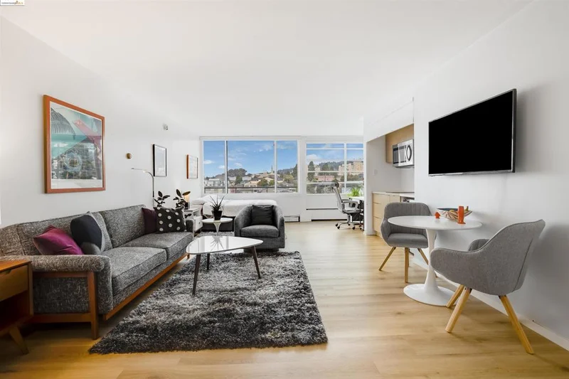 2550 Dana St #5H, Berkeley, CA 94704
