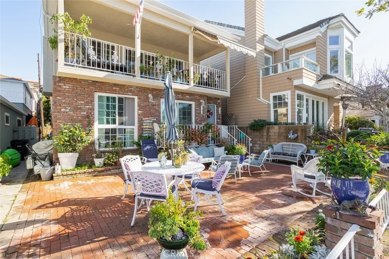 124 Pearl, Newport Beach, CA 92662