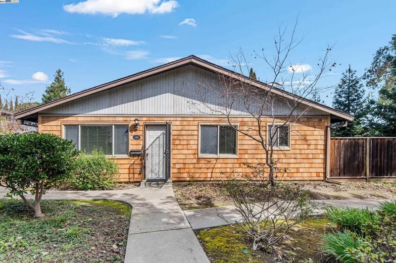 4163 Ravenwood Pl, Castro Valley, CA 94546