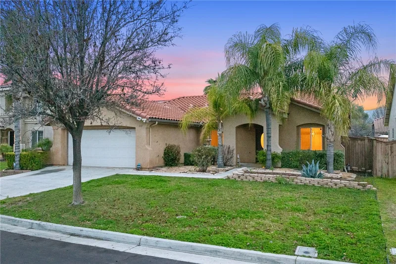 113 Playa Ct, Hemet, CA 92545