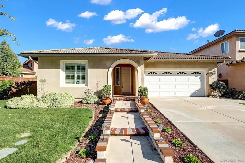 41649 Monterey Pl, Temecula, CA 92591