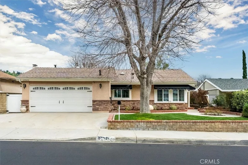 27020 Las Mananitas, Valencia, CA 91354