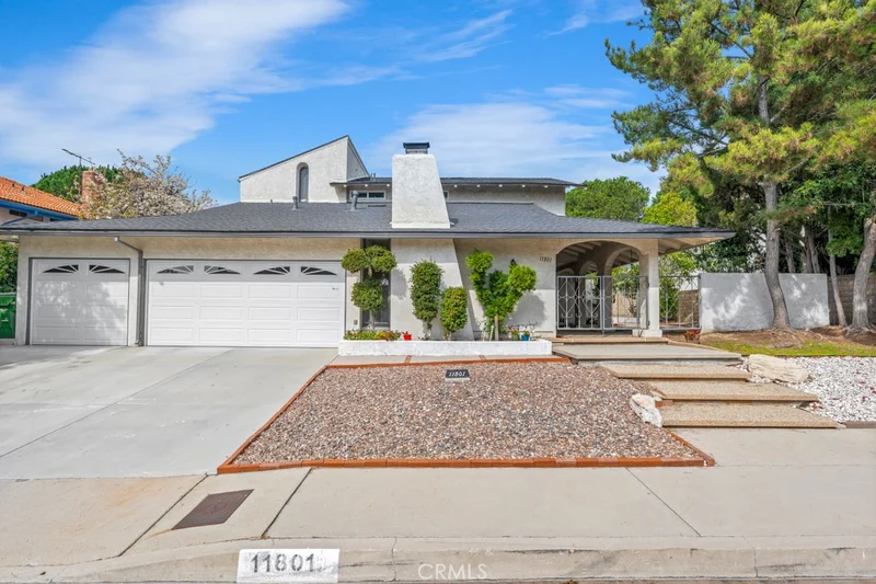 11801 Thunderbird, Porter Ranch, CA 91326