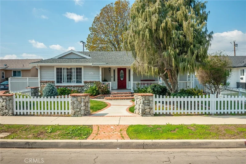 10027 Montgomery, Granada Hills, CA 91343