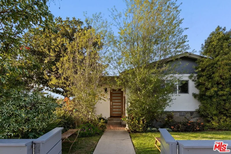 11435 Mccune, Los Angeles, CA 90066