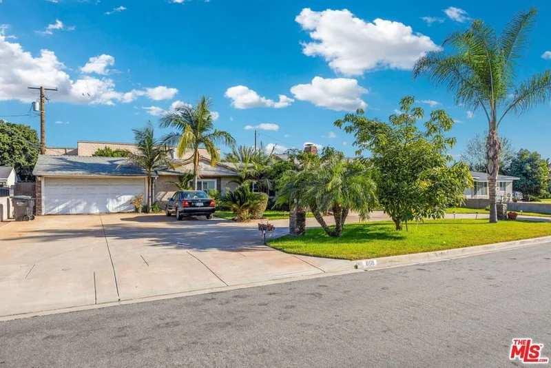 858 Duff, West Covina, CA 91790