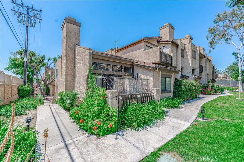 546 Jay #11, Montebello, CA 90640