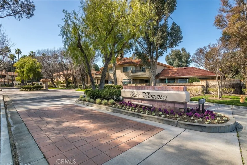 25873 Mcbean #52, Valencia, CA 91355