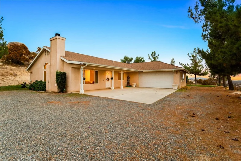 42400 Saddleback, Aguanga, CA 92536