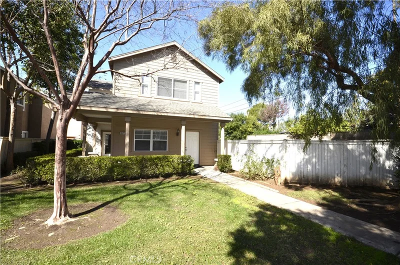 8502 Fayette, Riverside, CA 92504