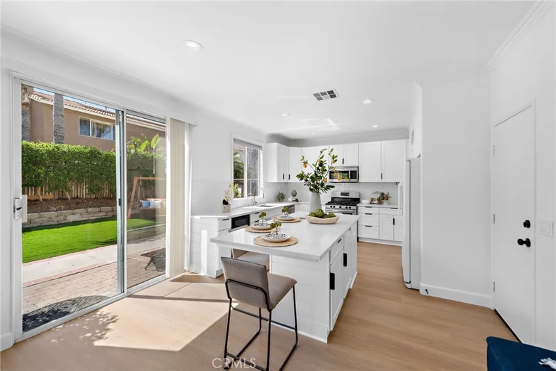 10 Ametrine, Rancho Santa Margarita, CA 92688