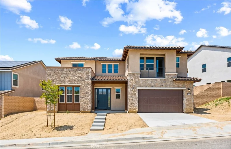 11761 Toyon, Chatsworth, CA 91311