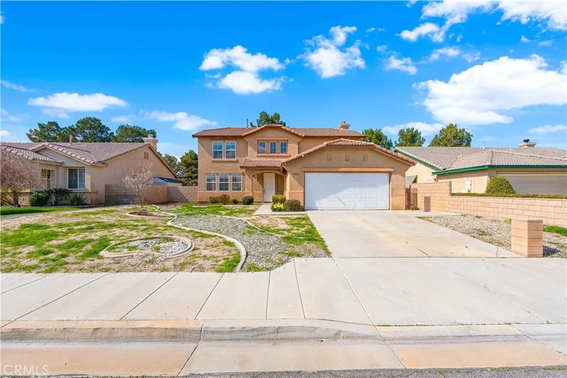45817 Coventry, Lancaster, CA 93534