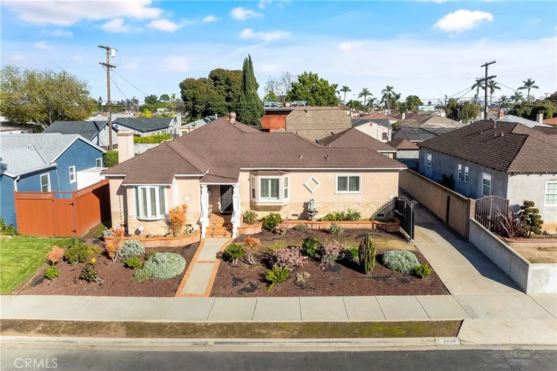8806 Haas, Los Angeles, CA 90047