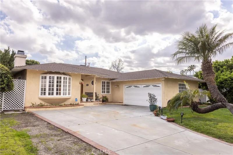 18940 Knapp, Northridge, CA 91324