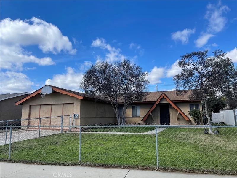 9063 Hope, Riverside, CA 92503
