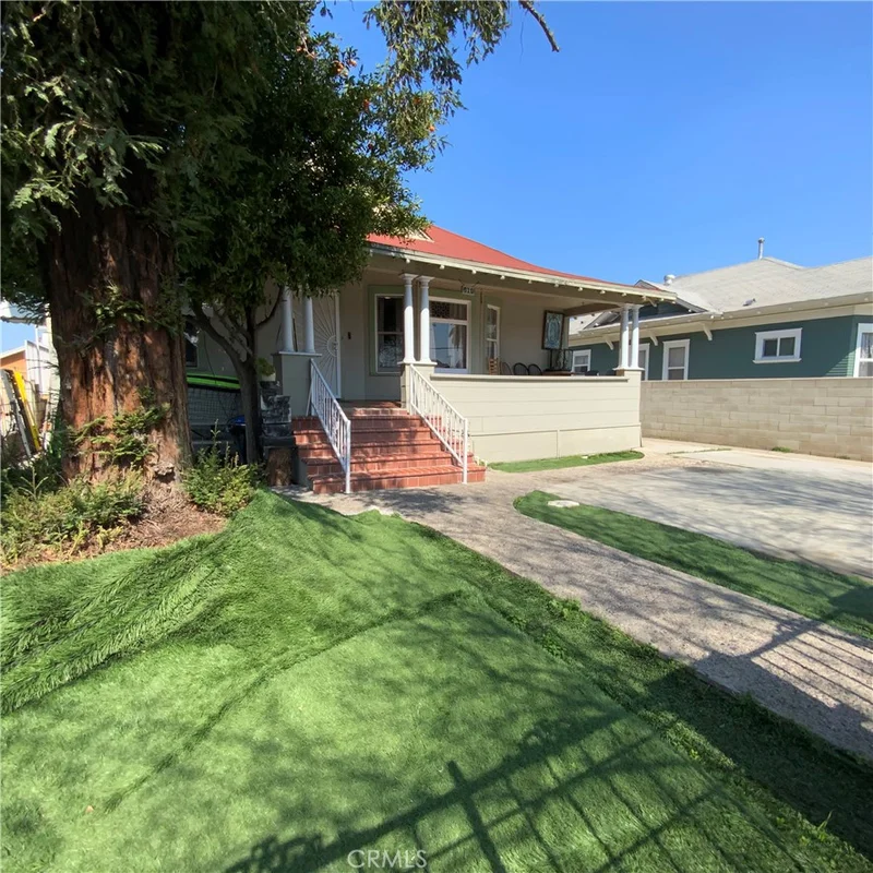 619 3rd, Santa Ana, CA 92701