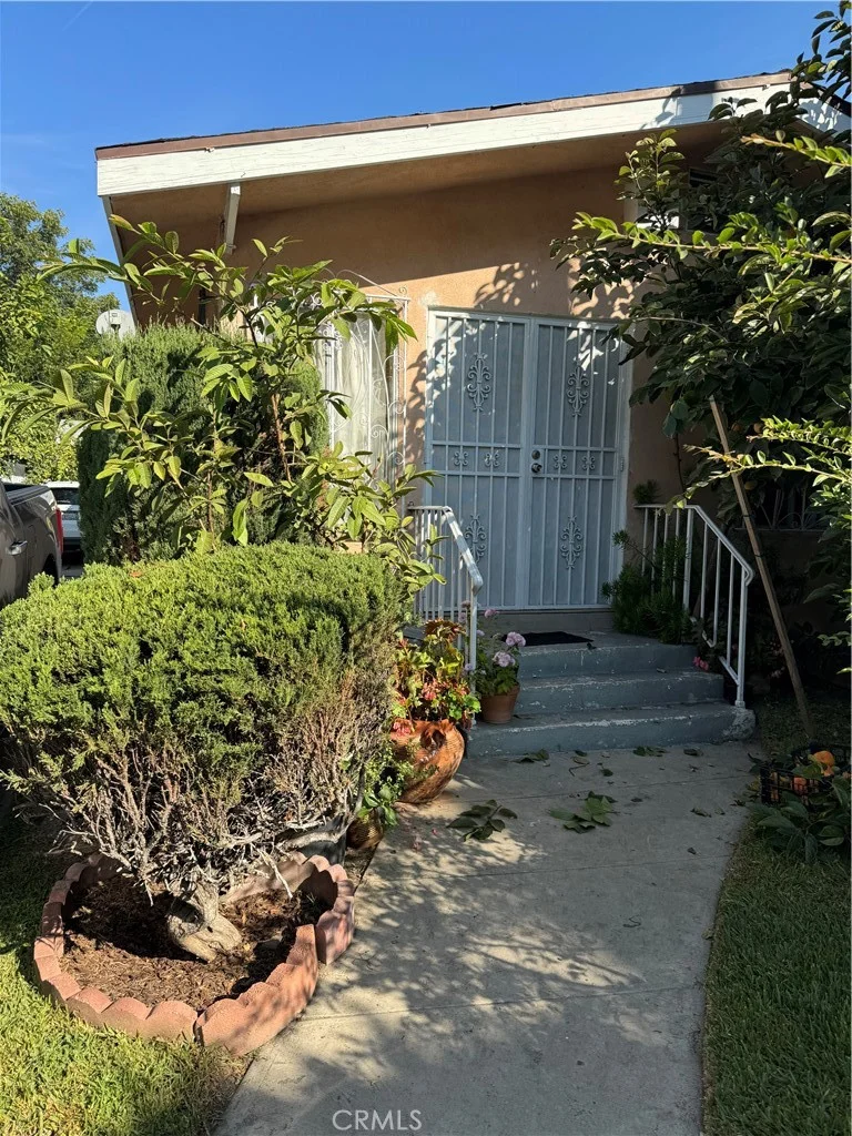 629 91st, Los Angeles, CA 90002