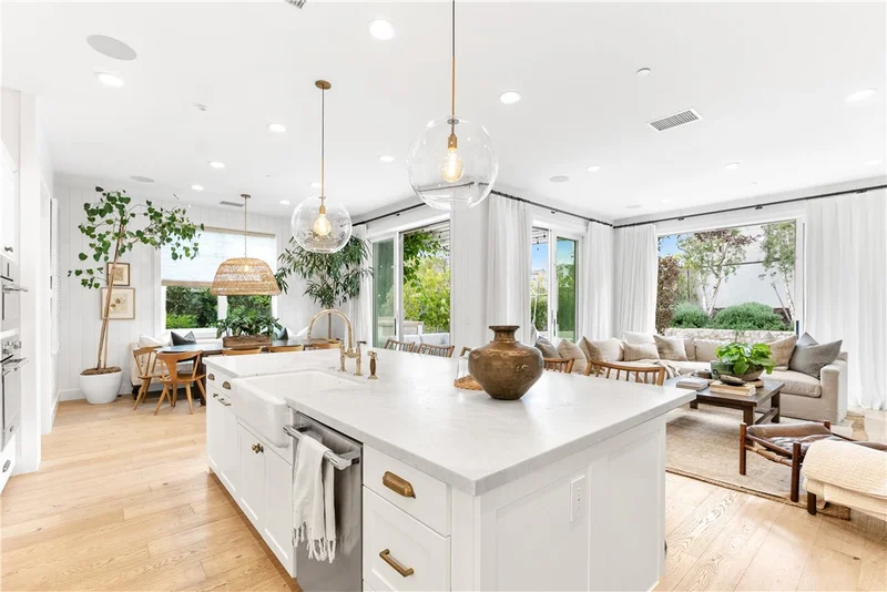 100 Spur, Rancho Mission Viejo, CA 92694