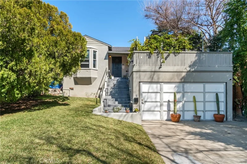 1167 Menlo, Altadena, CA 91001