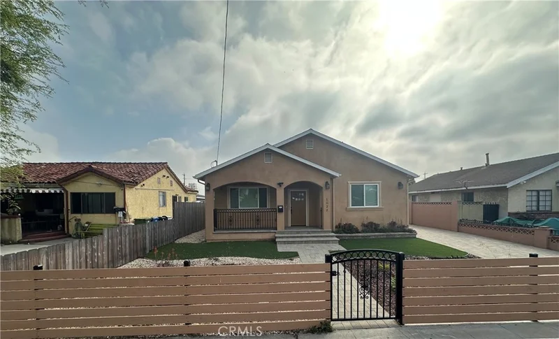 1122 Island Ave, Wilmington, CA 90744