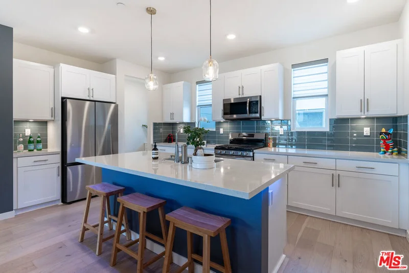 2951 Lincoln #2, Anaheim, CA 92801