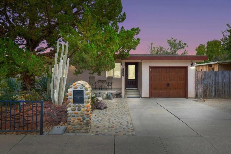 258 E Cherry, Coalinga, CA 93210
