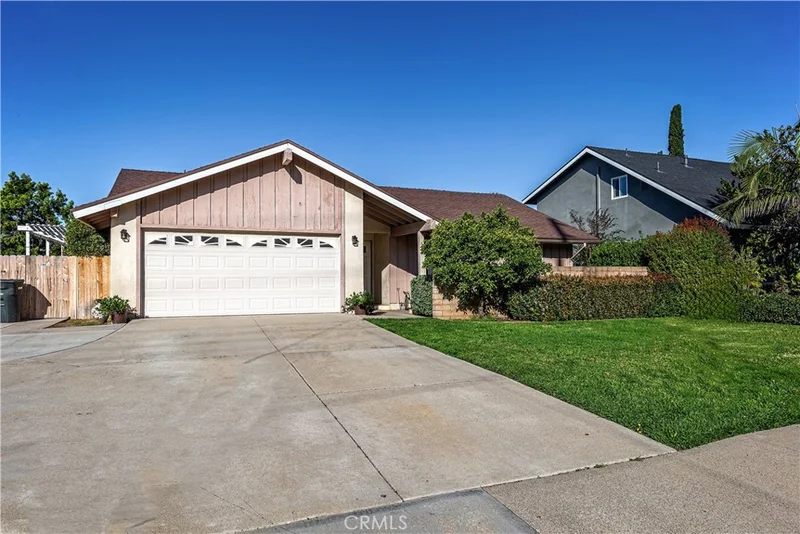 624 Rancho Santiago, Orange, CA 92869
