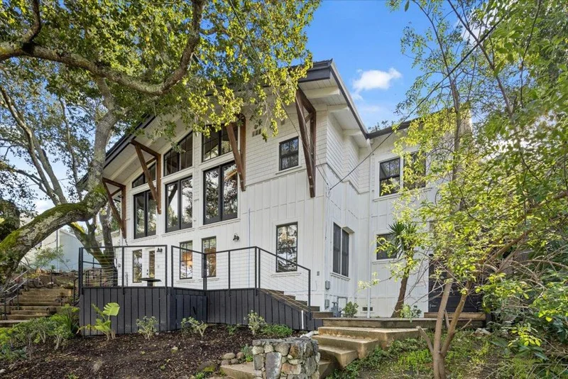 622 Park, Redwood City, CA 94062