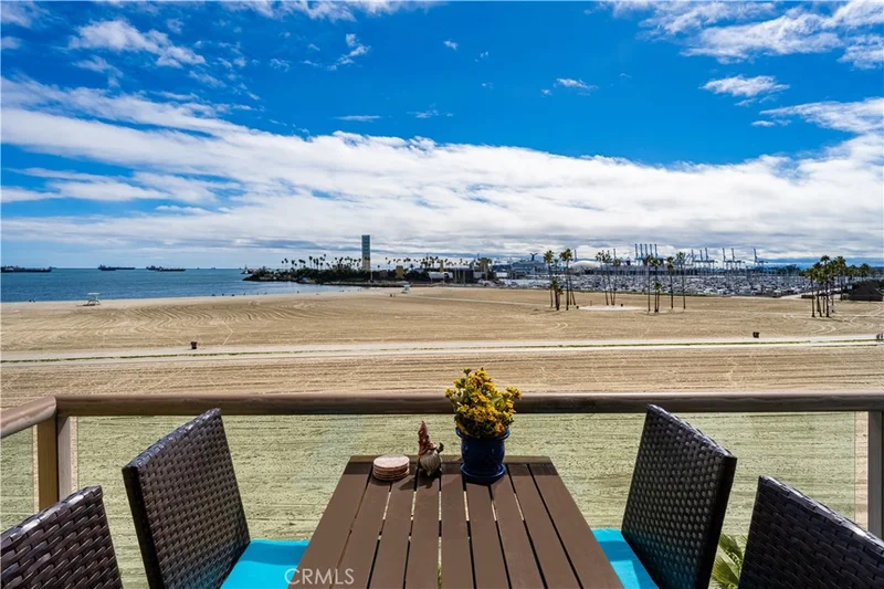 1000 Ocean #403, Long Beach, CA 90802