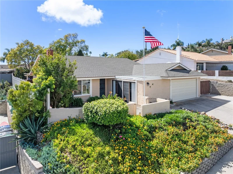 25532 Dana Mesa, San Juan Capistrano, CA 92675