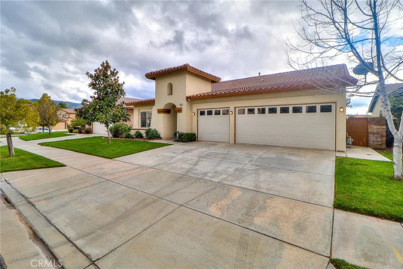 11579 Deerfield, Yucaipa, CA 92399