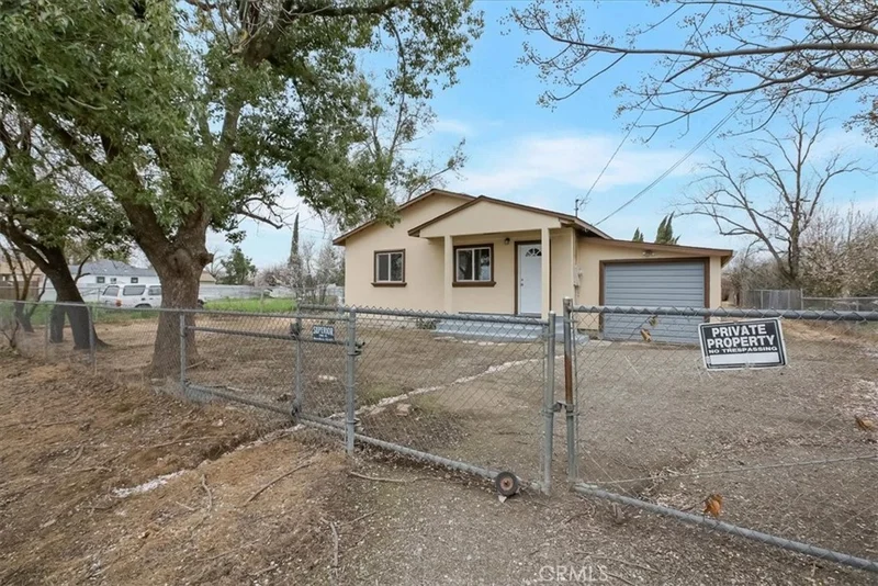 885 Grand, Olivehurst, CA 95961