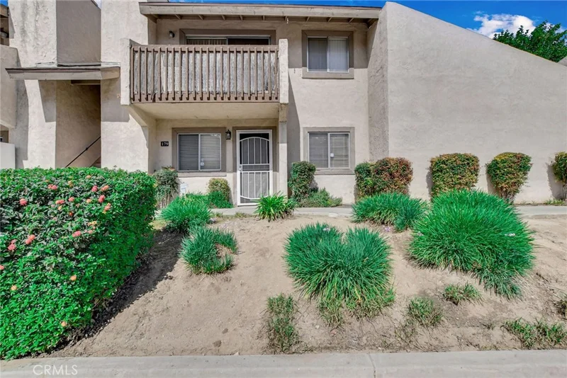 1251 Meadow #179, Colton, CA 92324