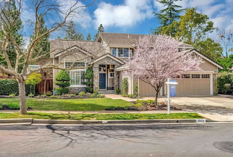 5213 Independence Dr, Pleasanton, CA 94566