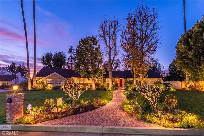 10115 Hadley, Northridge, CA 91324