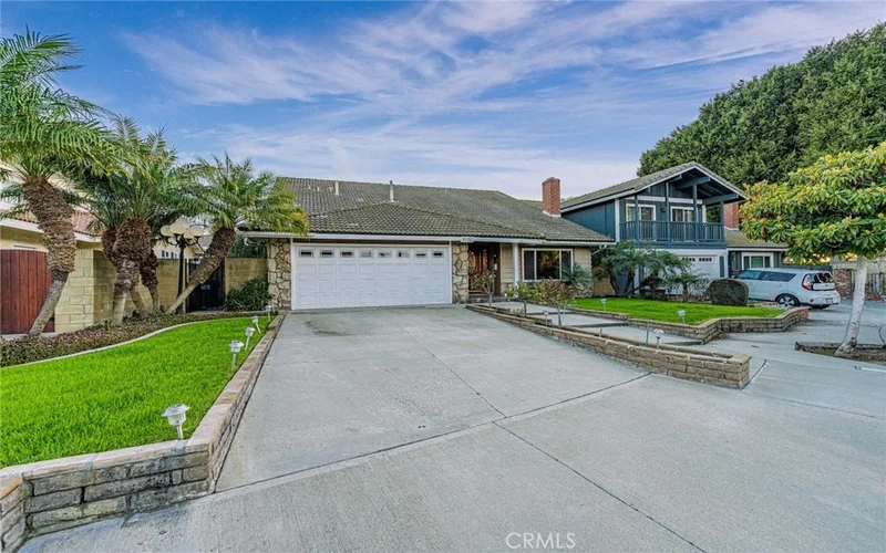 5132 Hickory, Cypress, CA 90630