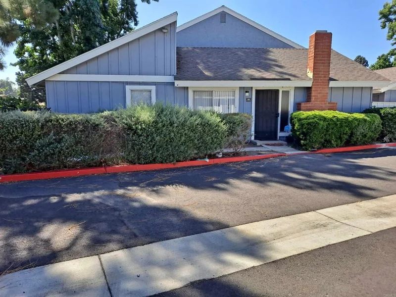 302 Los Arbolitos, Oceanside, CA 92058