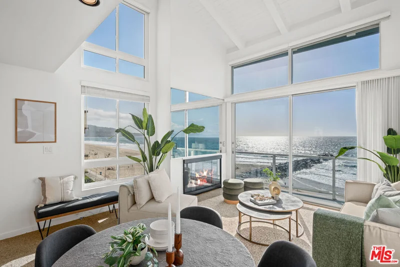 615 Esplanade #401, Redondo Beach, CA 90277