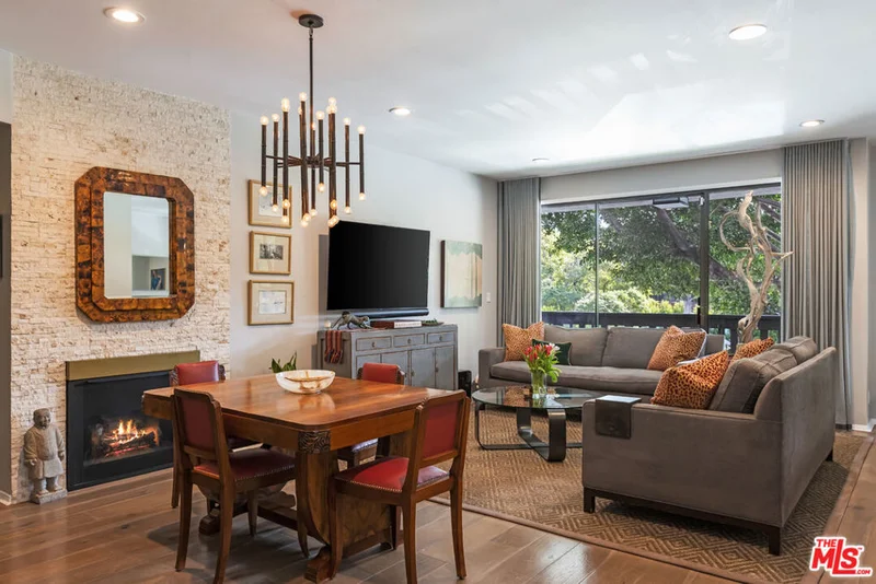8871 Burton #101, West Hollywood, CA 90048