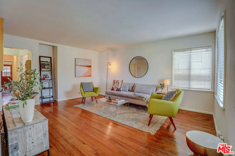 11824 Tennessee, Los Angeles, CA 90064