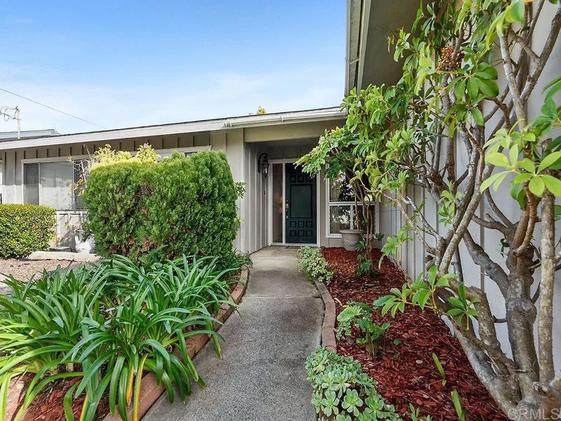1135 Montura, San Marcos, CA 92078