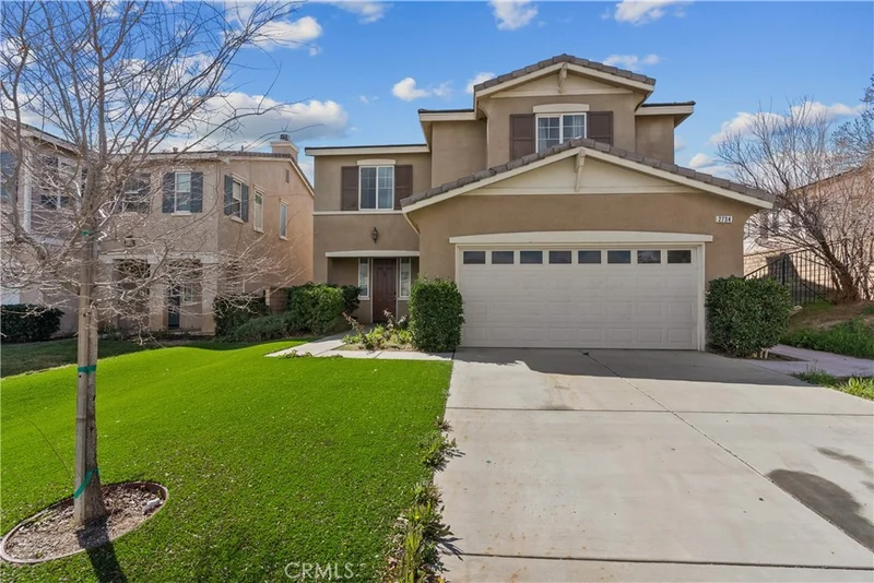 2734 Hornbeam Road, Palmdale, CA 93551