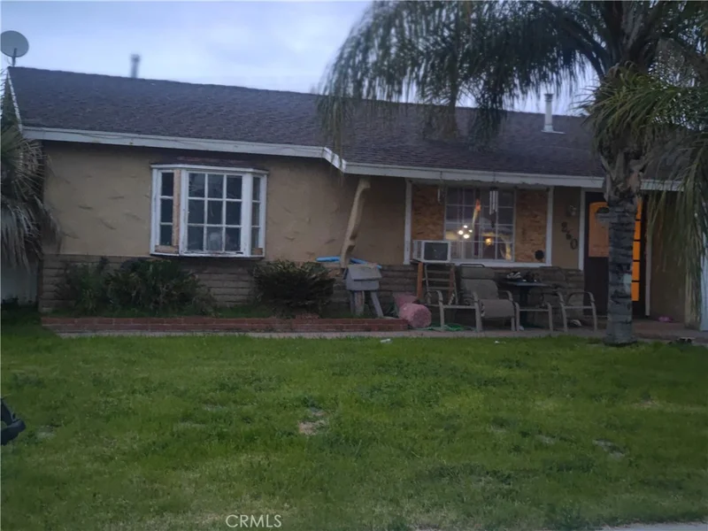 260 Val Monte, Hemet, CA 92543