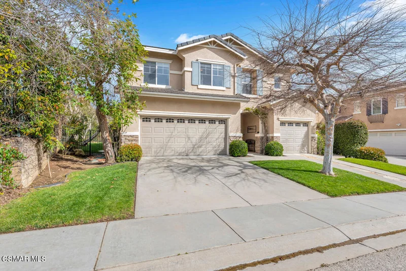 4611 Calle Norte, Newbury Park, CA 91320