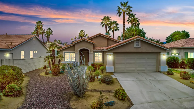 272 Corte Bella, Palm Desert, CA 92260