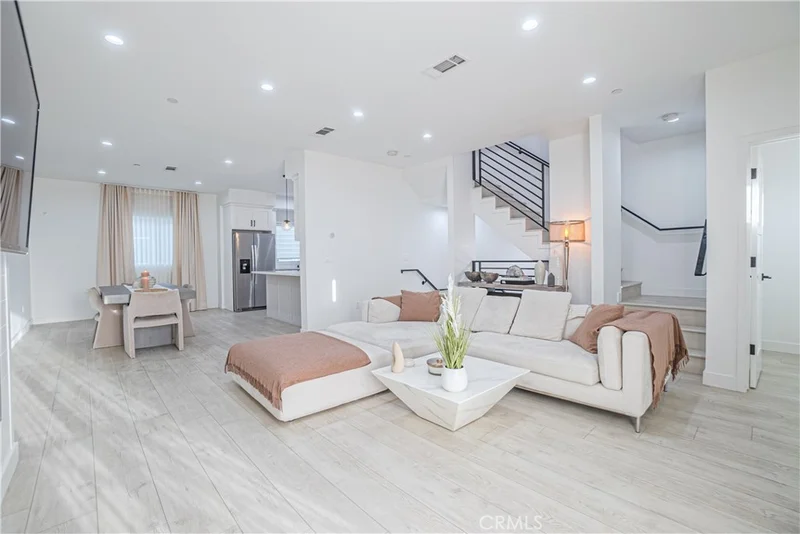 1034 223rd #4, Torrance, CA 90502